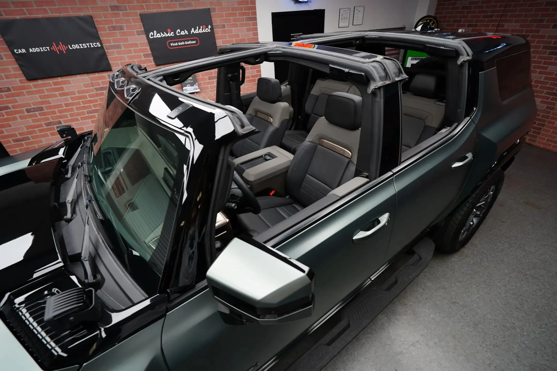 2024 GMC Hummer EV 3X Lunar Edition