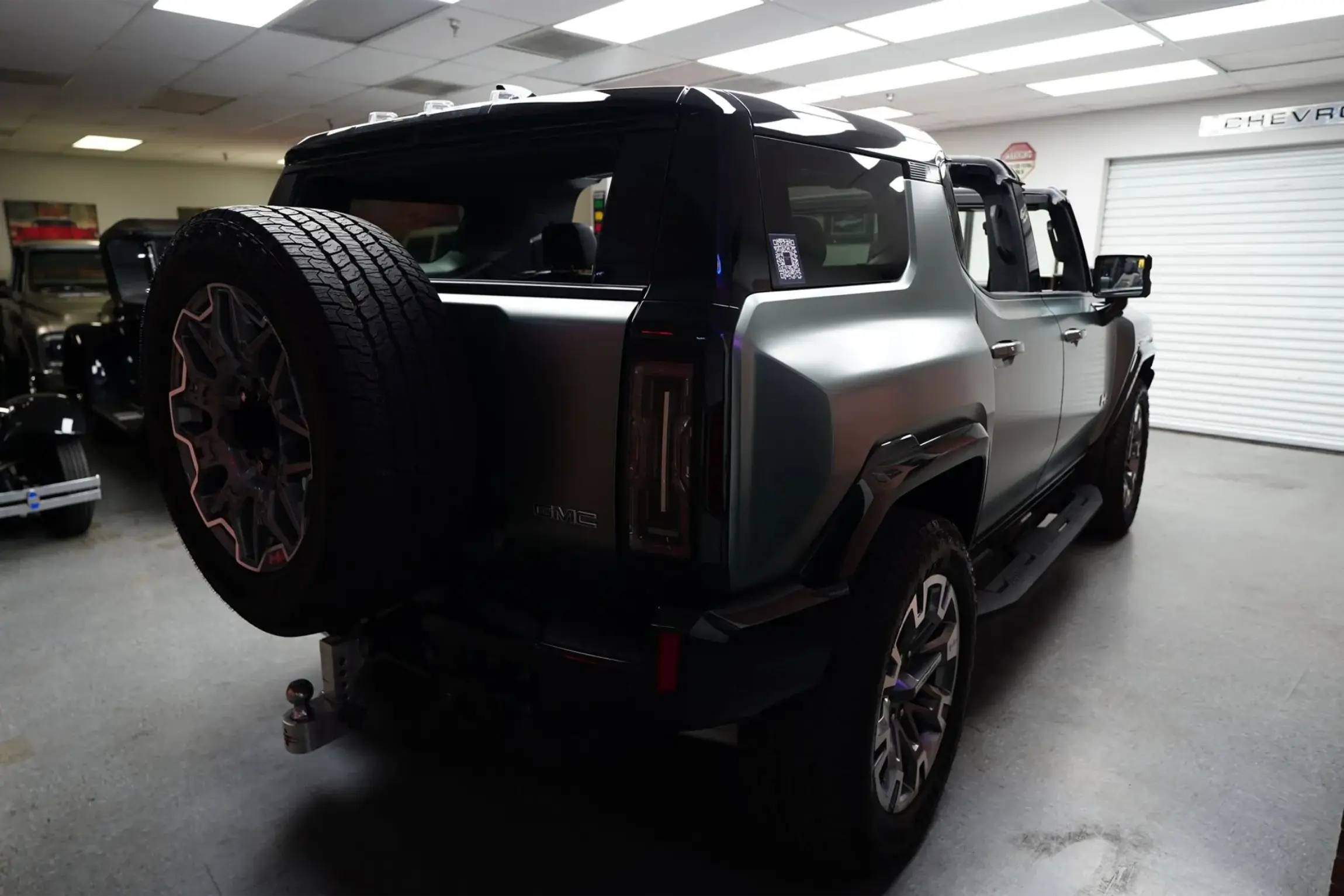 2024 GMC Hummer EV 3X Lunar Edition