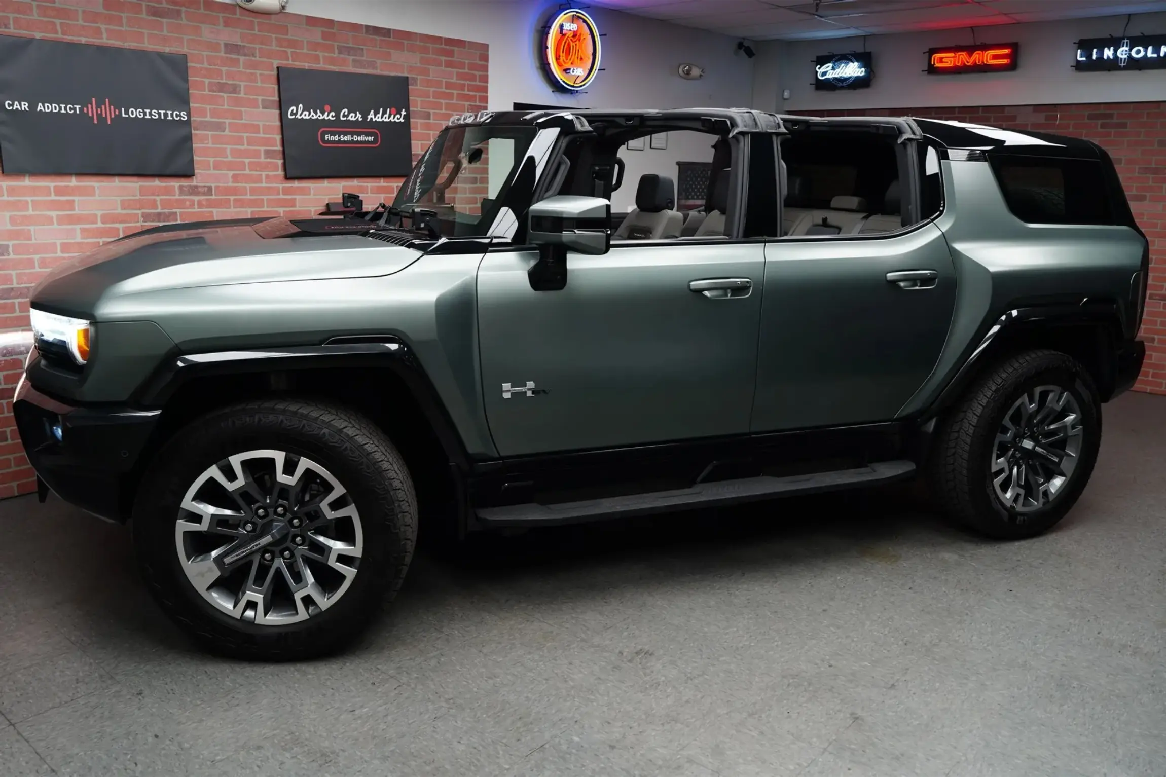 2024 GMC Hummer EV 3X Lunar Edition