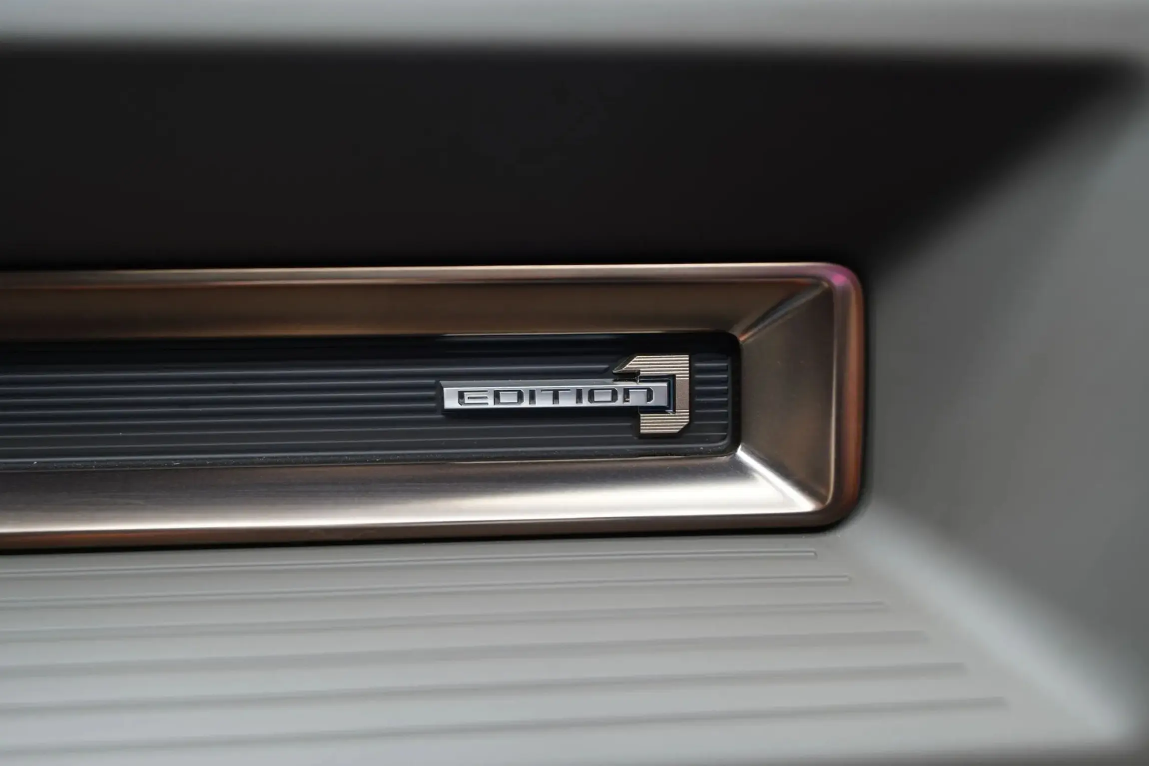 2024 GMC Hummer EV 3X Lunar Edition