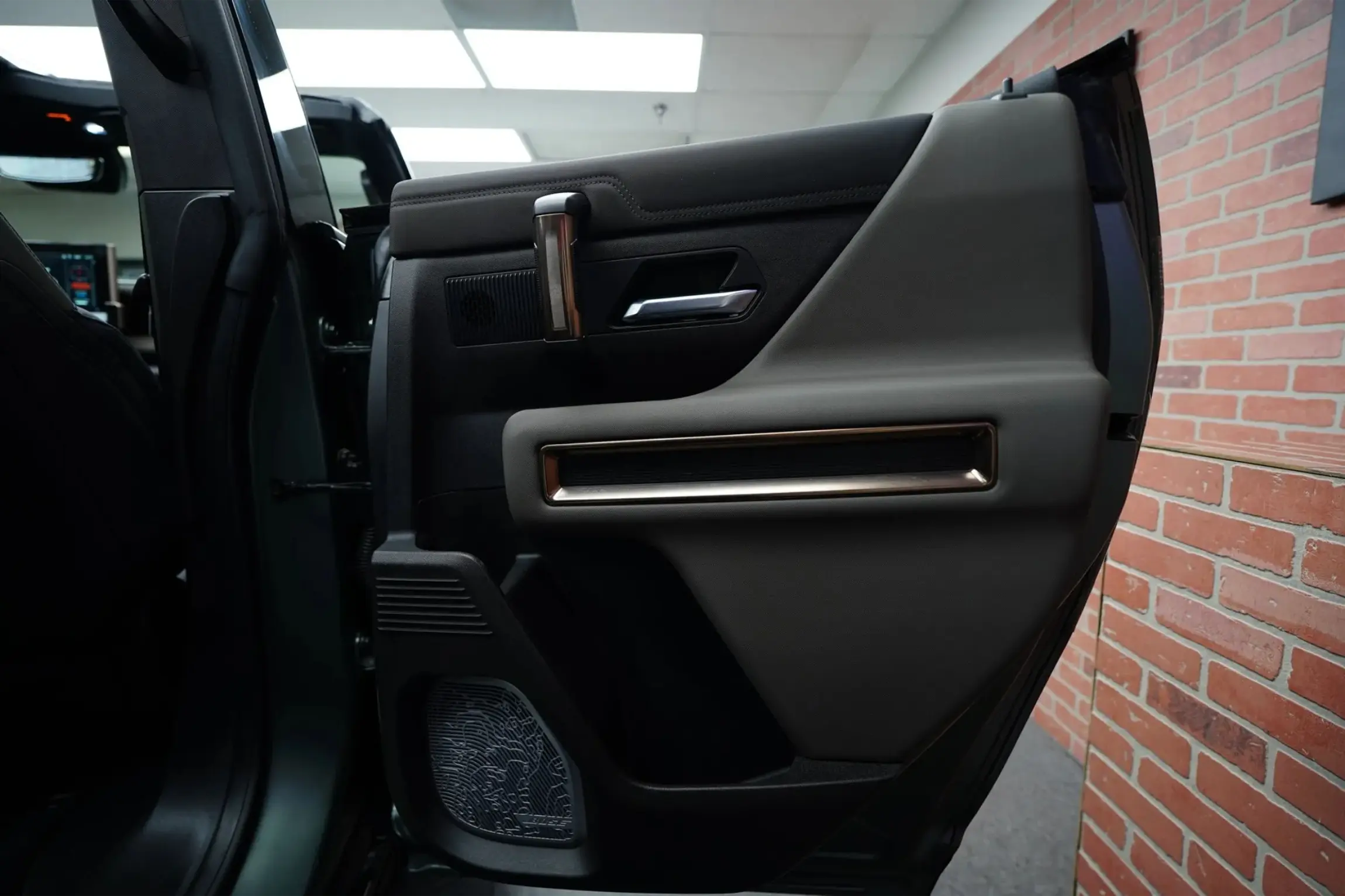 2024 GMC Hummer EV 3X Lunar Edition