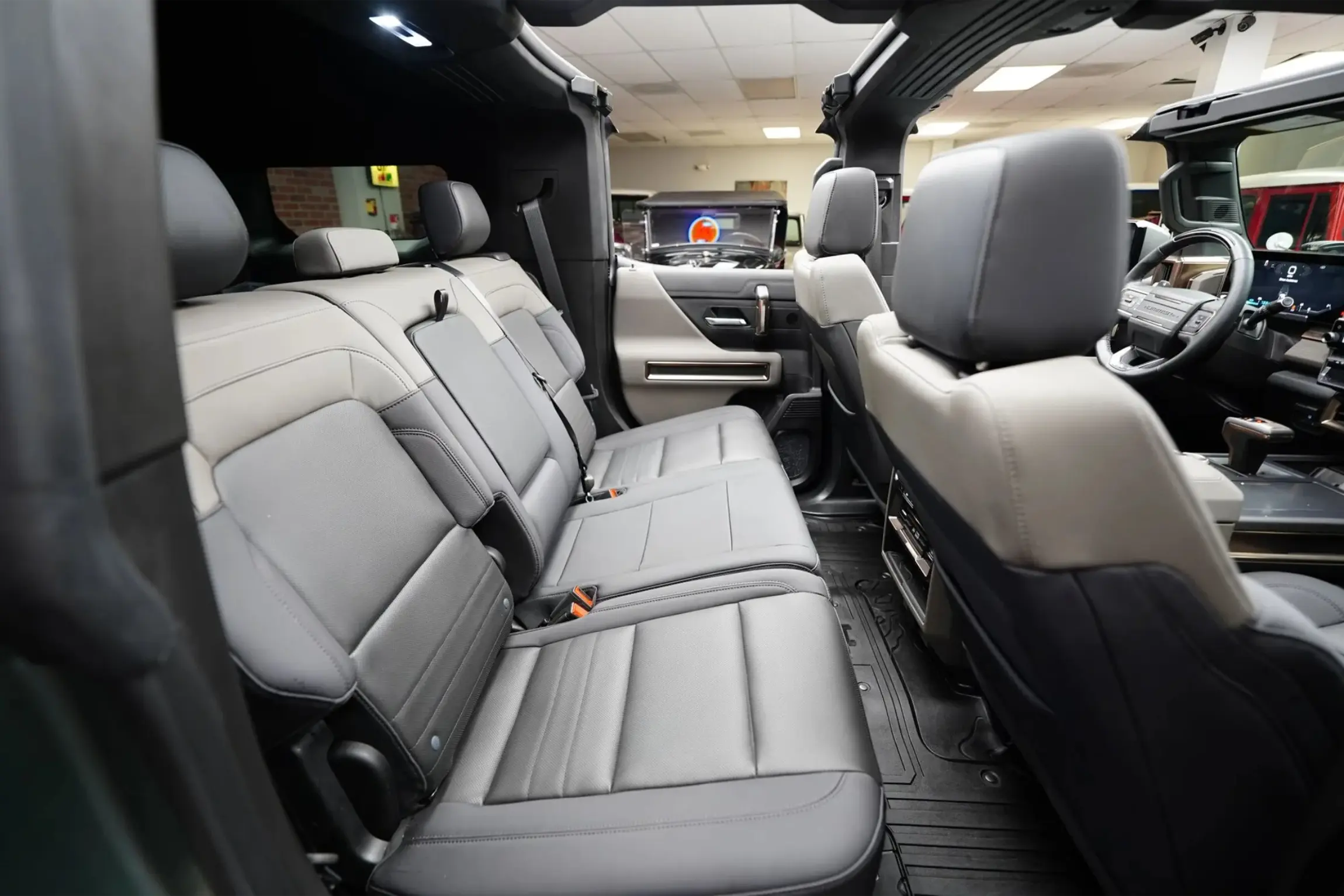 2024 GMC Hummer EV 3X Lunar Edition