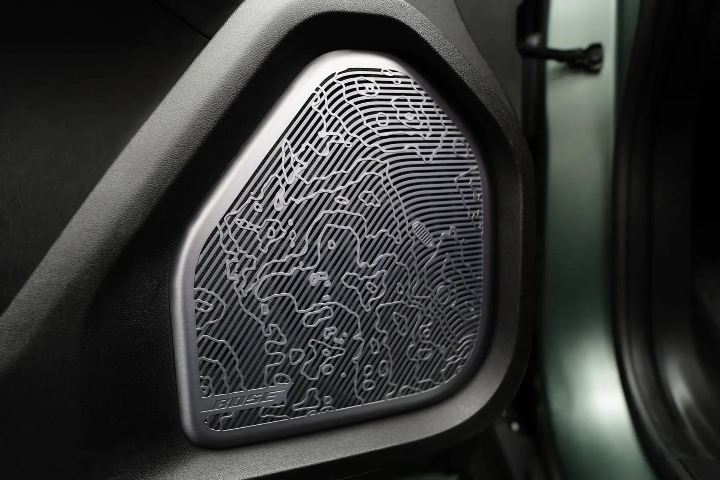 2024 GMC Hummer EV 3X Lunar Edition