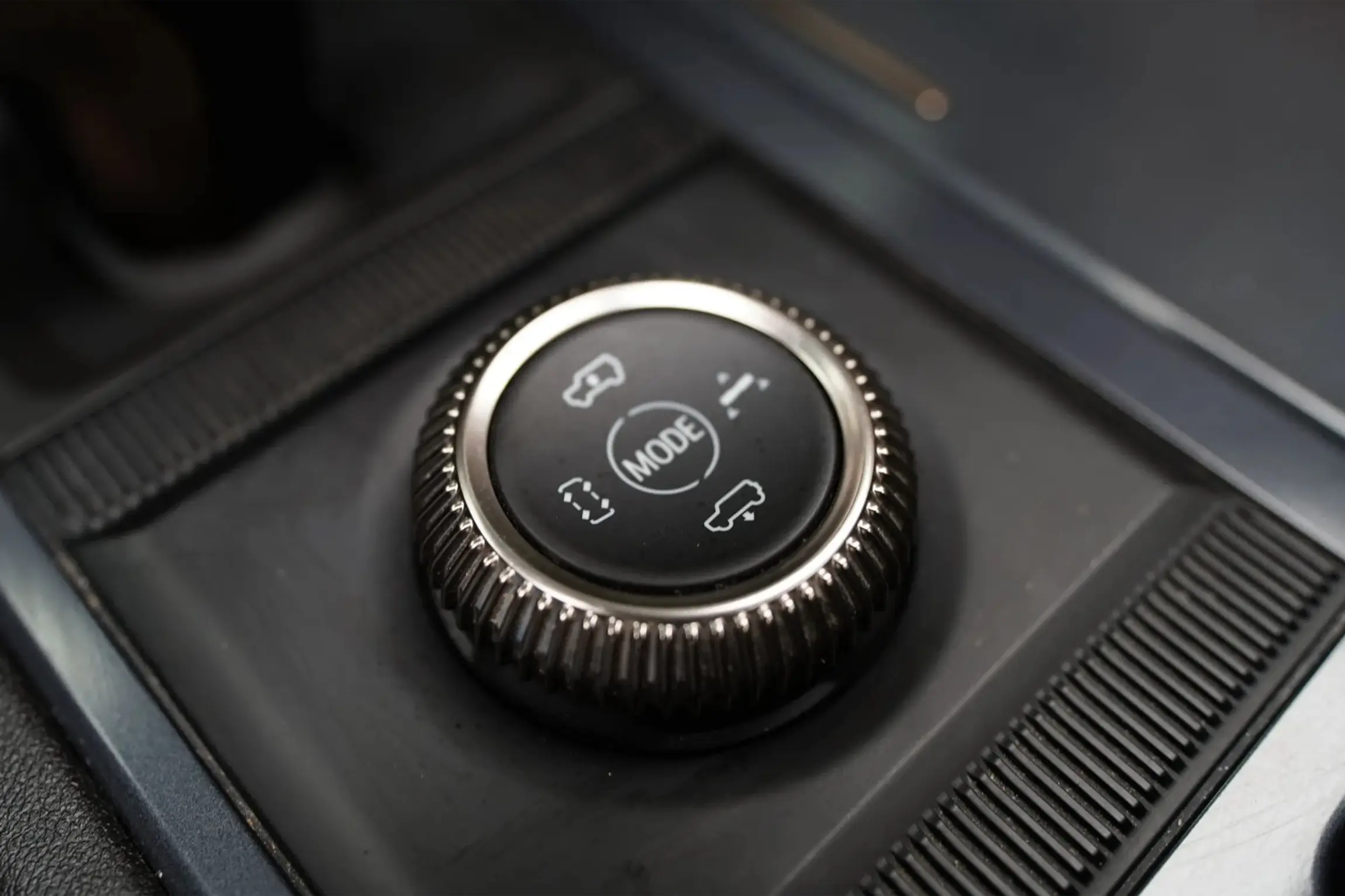 2024 GMC Hummer EV 3X Lunar Edition