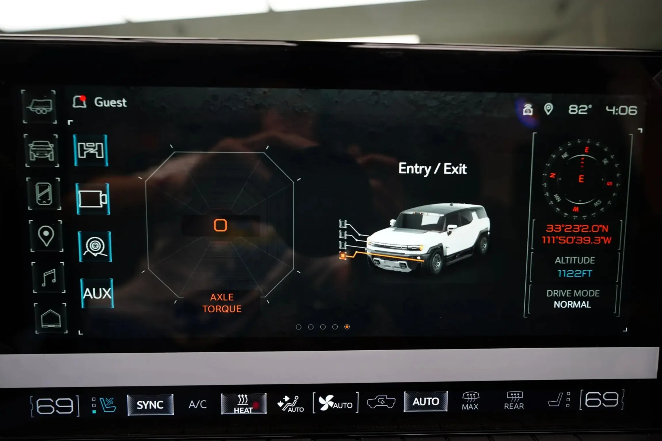 2024 GMC Hummer EV 3X Lunar Edition