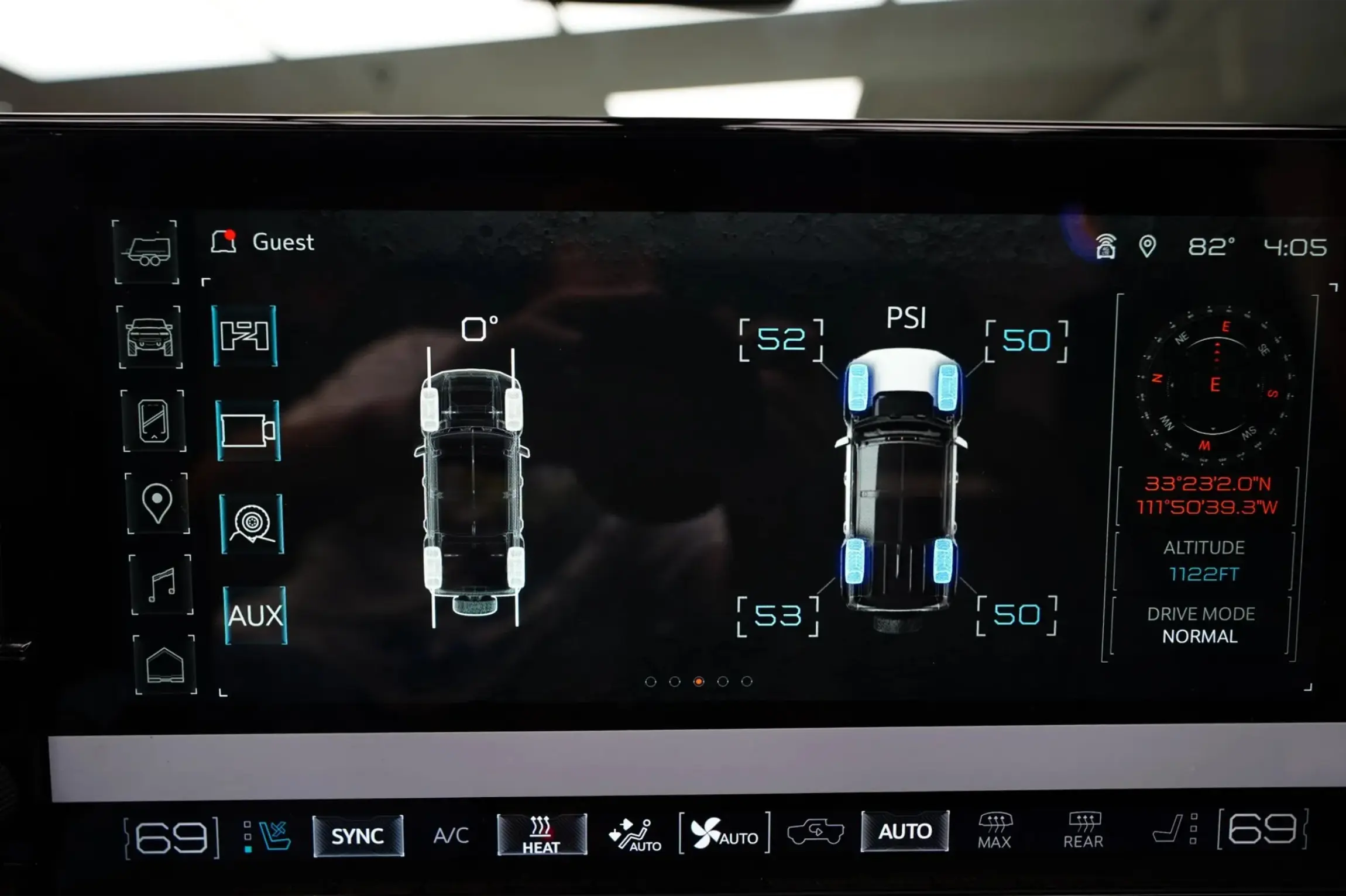 2024 GMC Hummer EV 3X Lunar Edition