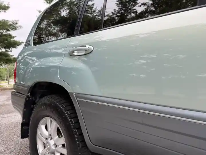 2003 Lexus LX 470