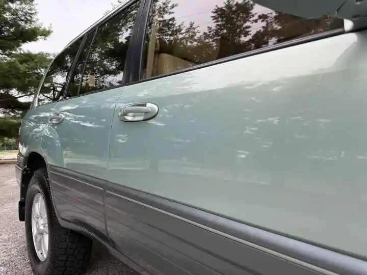 2003 Lexus LX 470