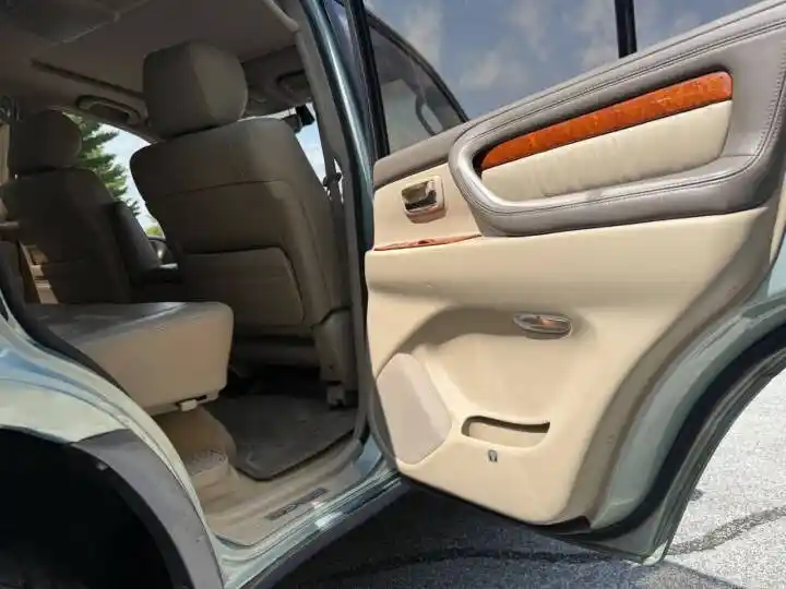 2003 Lexus LX 470