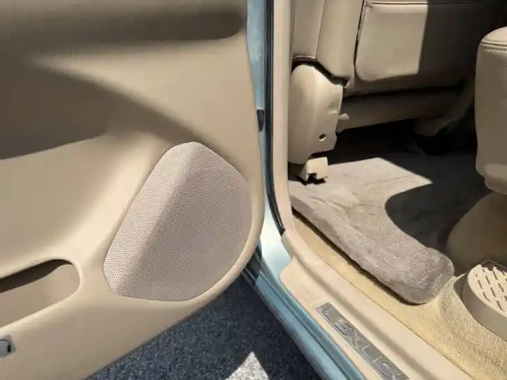 2003 Lexus LX 470