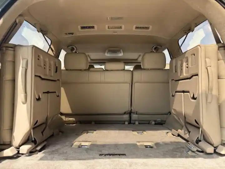 2003 Lexus LX 470