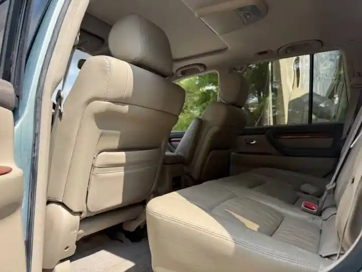 2003 Lexus LX 470
