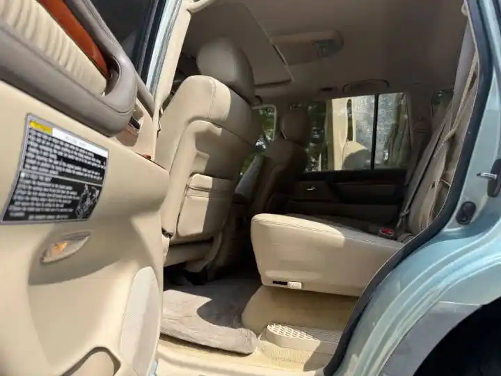 2003 Lexus LX 470