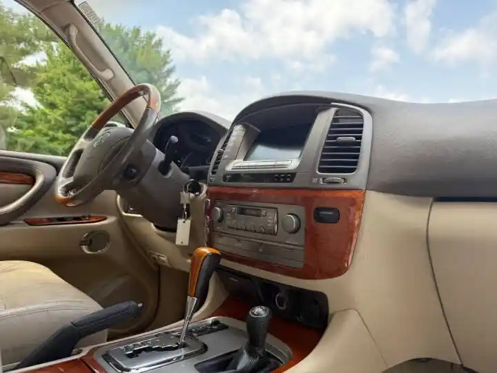 2003 Lexus LX 470