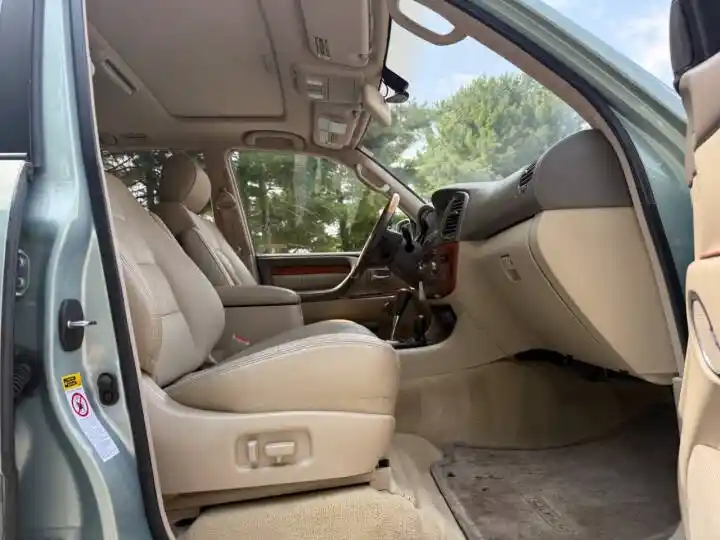 2003 Lexus LX 470