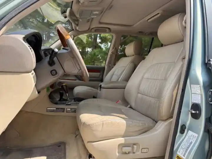 2003 Lexus LX 470