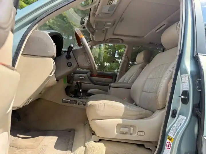 2003 Lexus LX 470