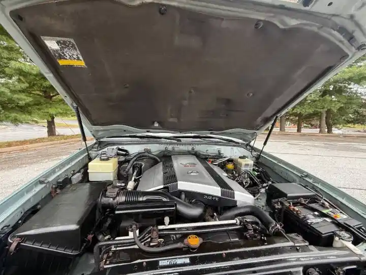 2003 Lexus LX 470