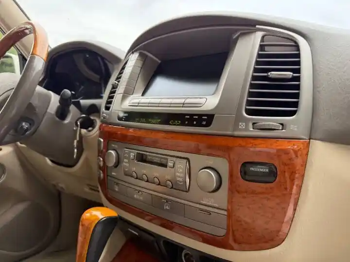 2003 Lexus LX 470