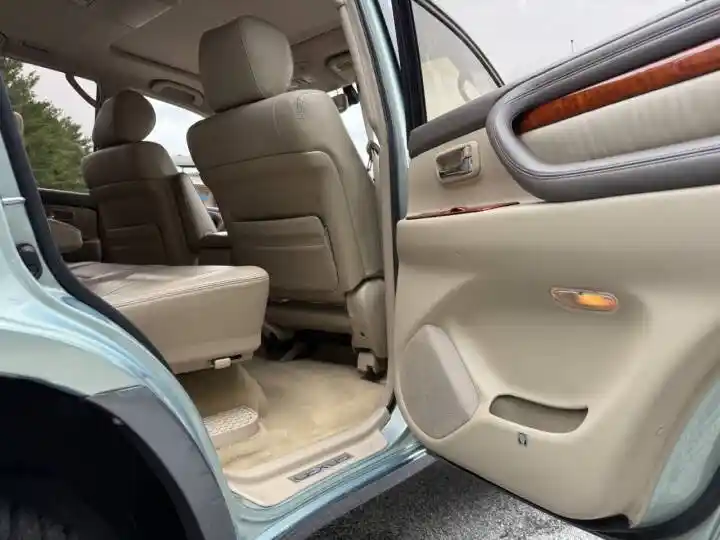 2003 Lexus LX 470