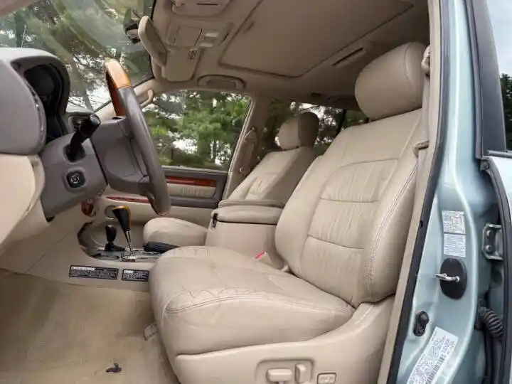 2003 Lexus LX 470