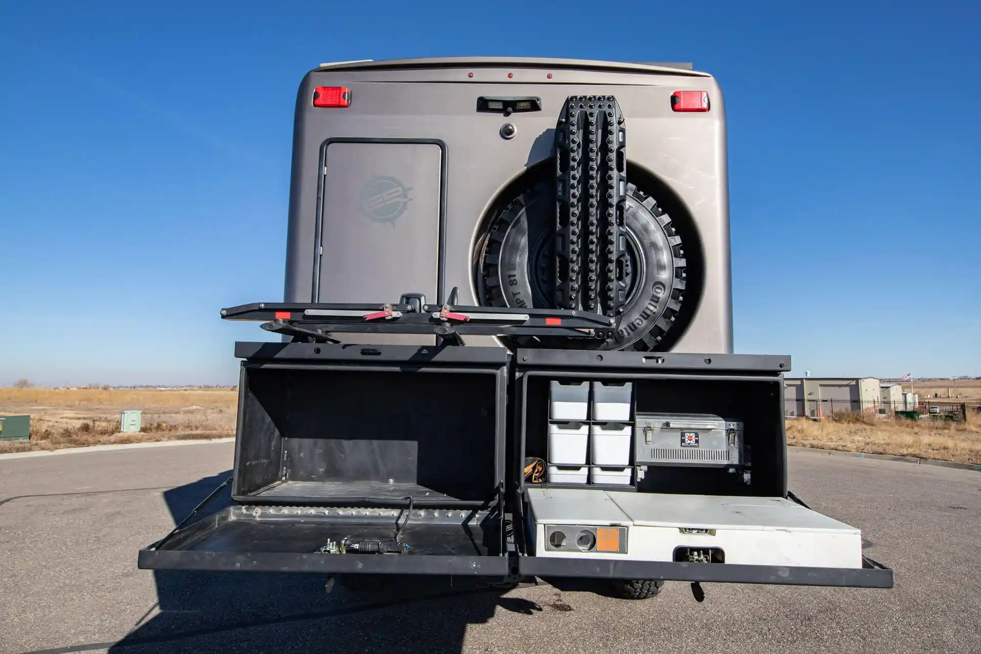 Pending Sale: 2019 EarthRoamer XV-LTS 233 - 4