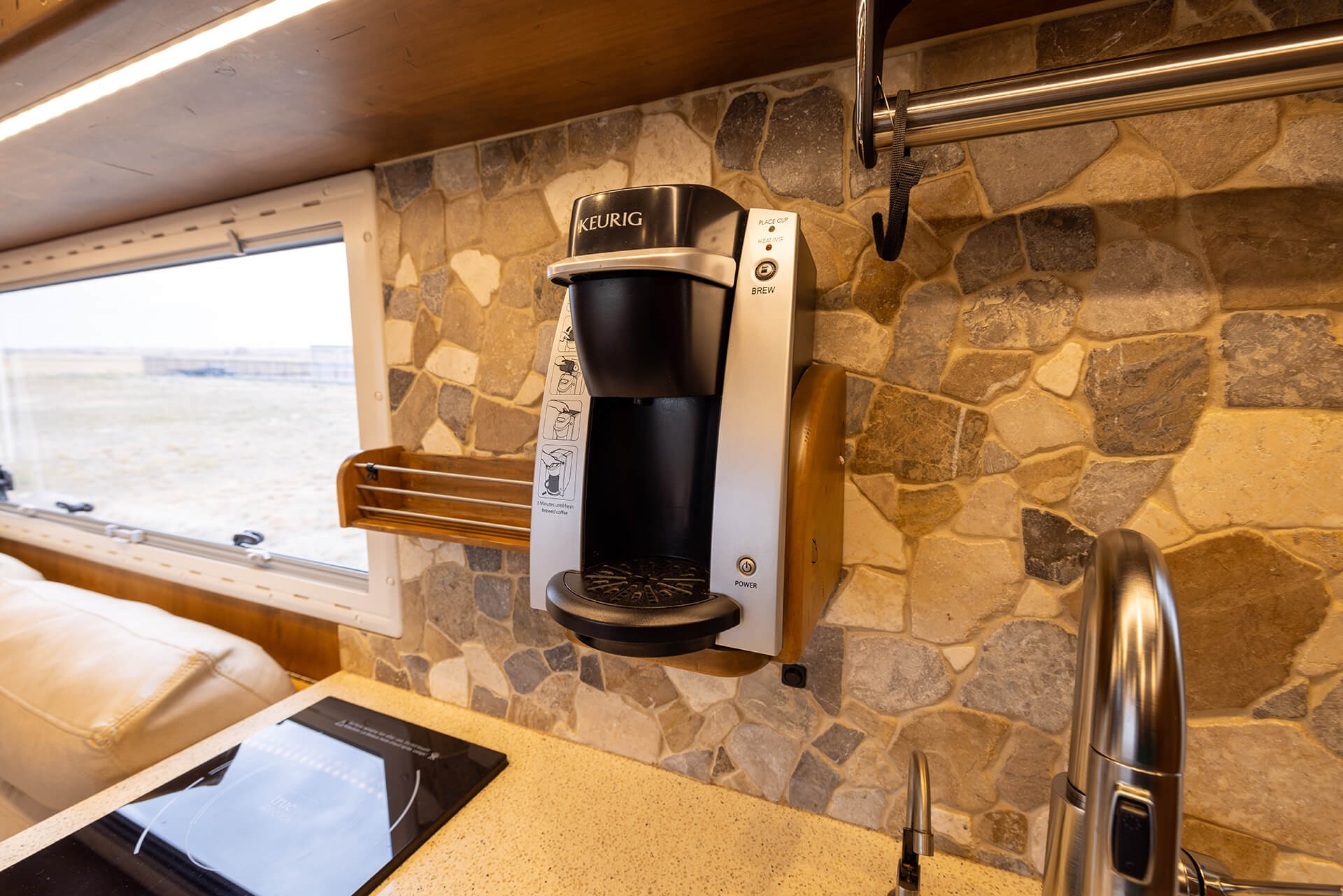 2016 EarthRoamer XV-LTS 161