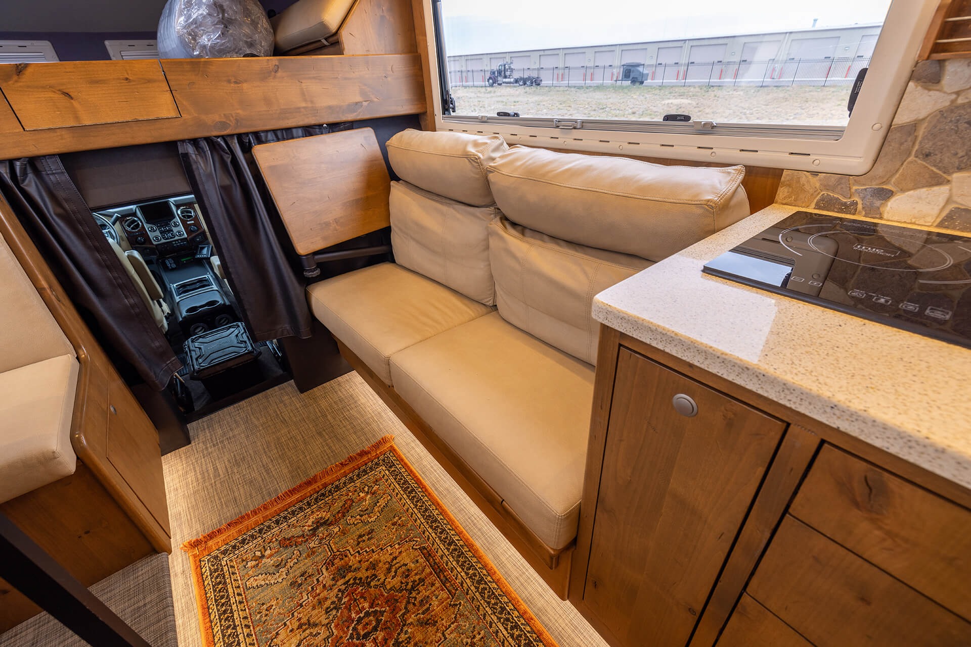 2016 EarthRoamer XV-LTS 161