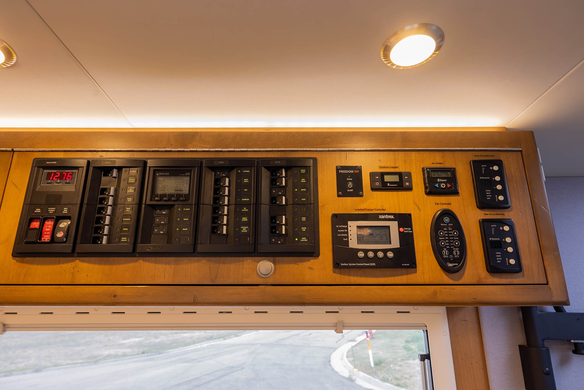 2016 EarthRoamer XV-LTS 161