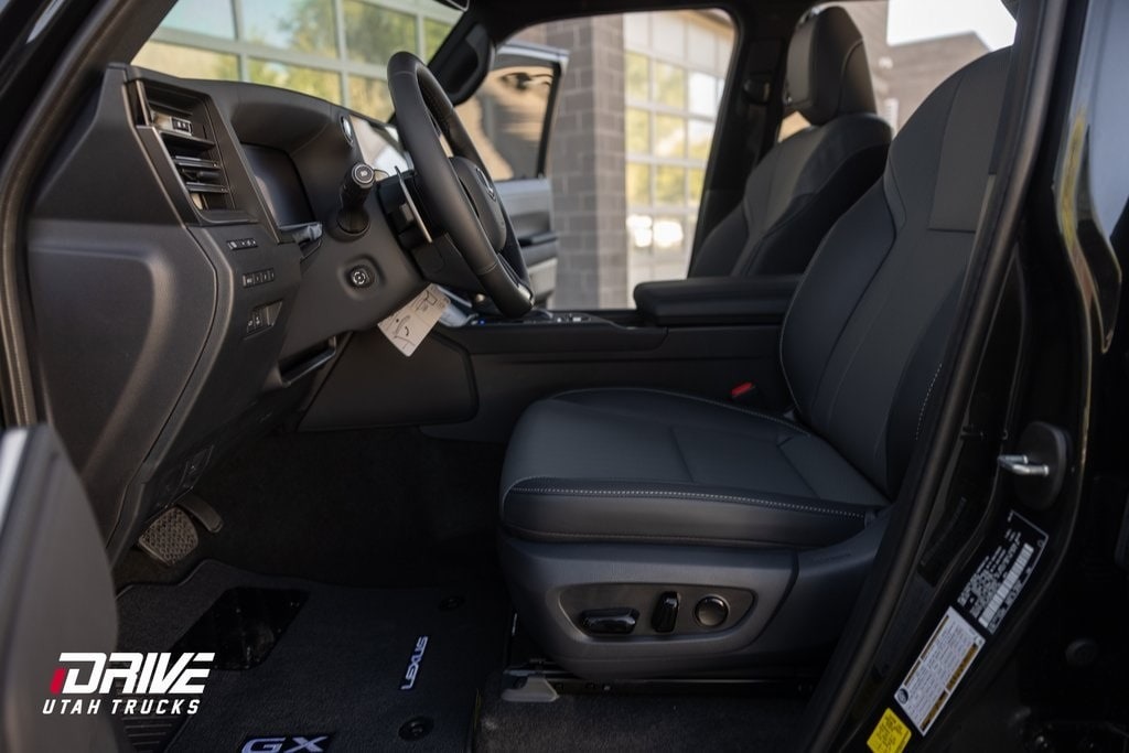 2025 Lexus GX 550 Premium