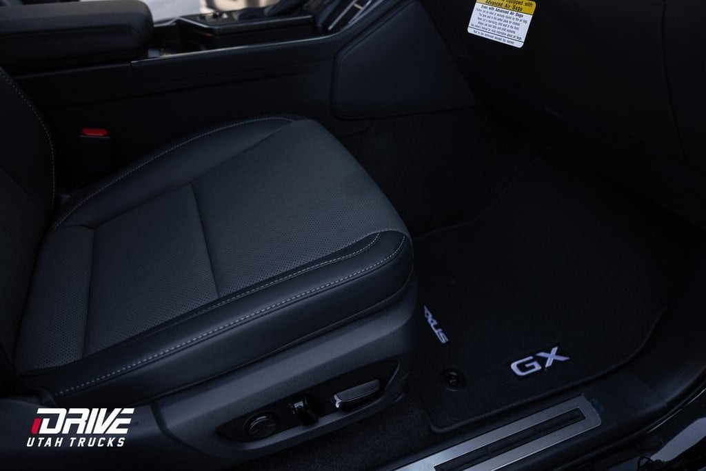 2025 Lexus GX 550 Premium