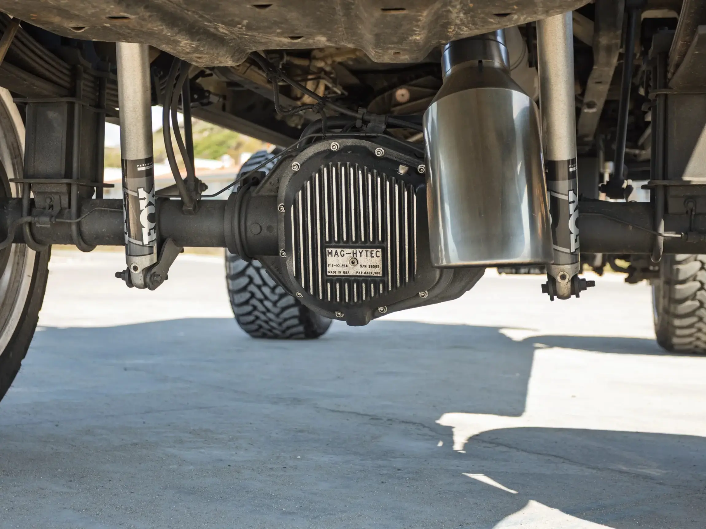 Modified 2005 Ford Excursion Eddie Bauer - 2