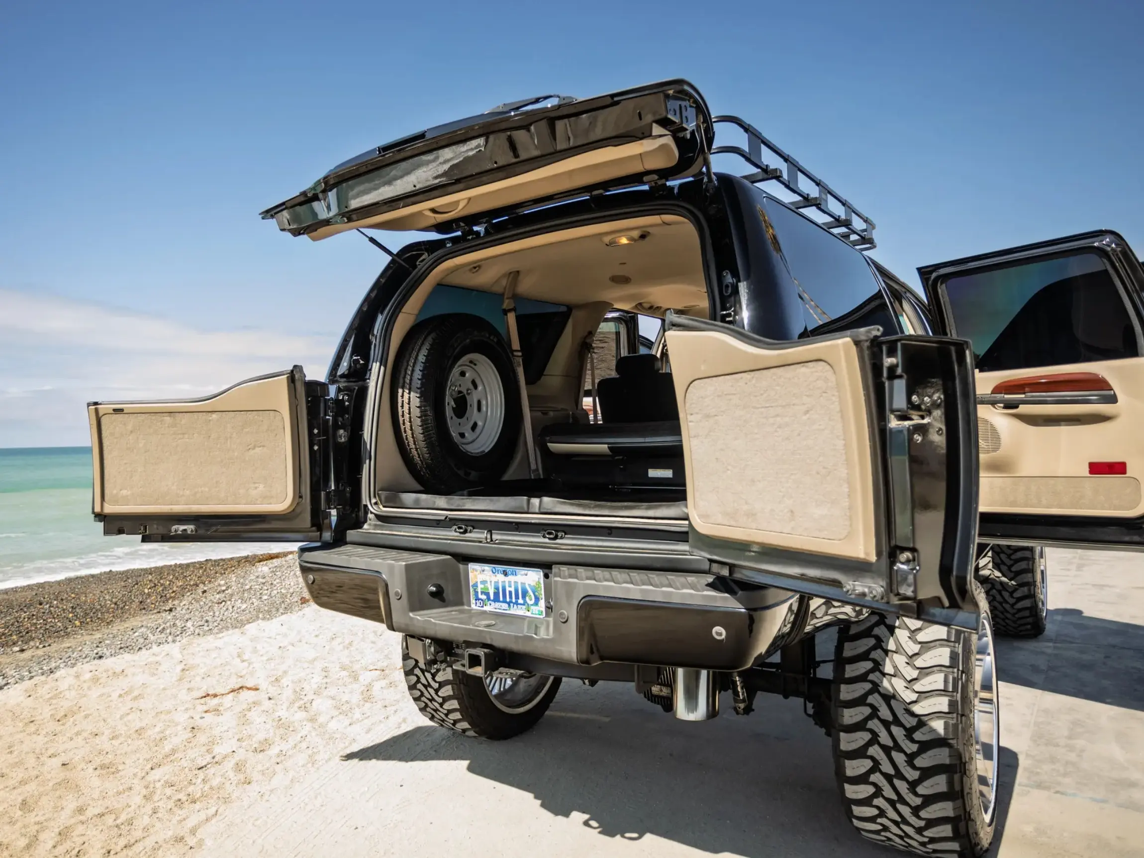 Modified 2005 Ford Excursion Eddie Bauer