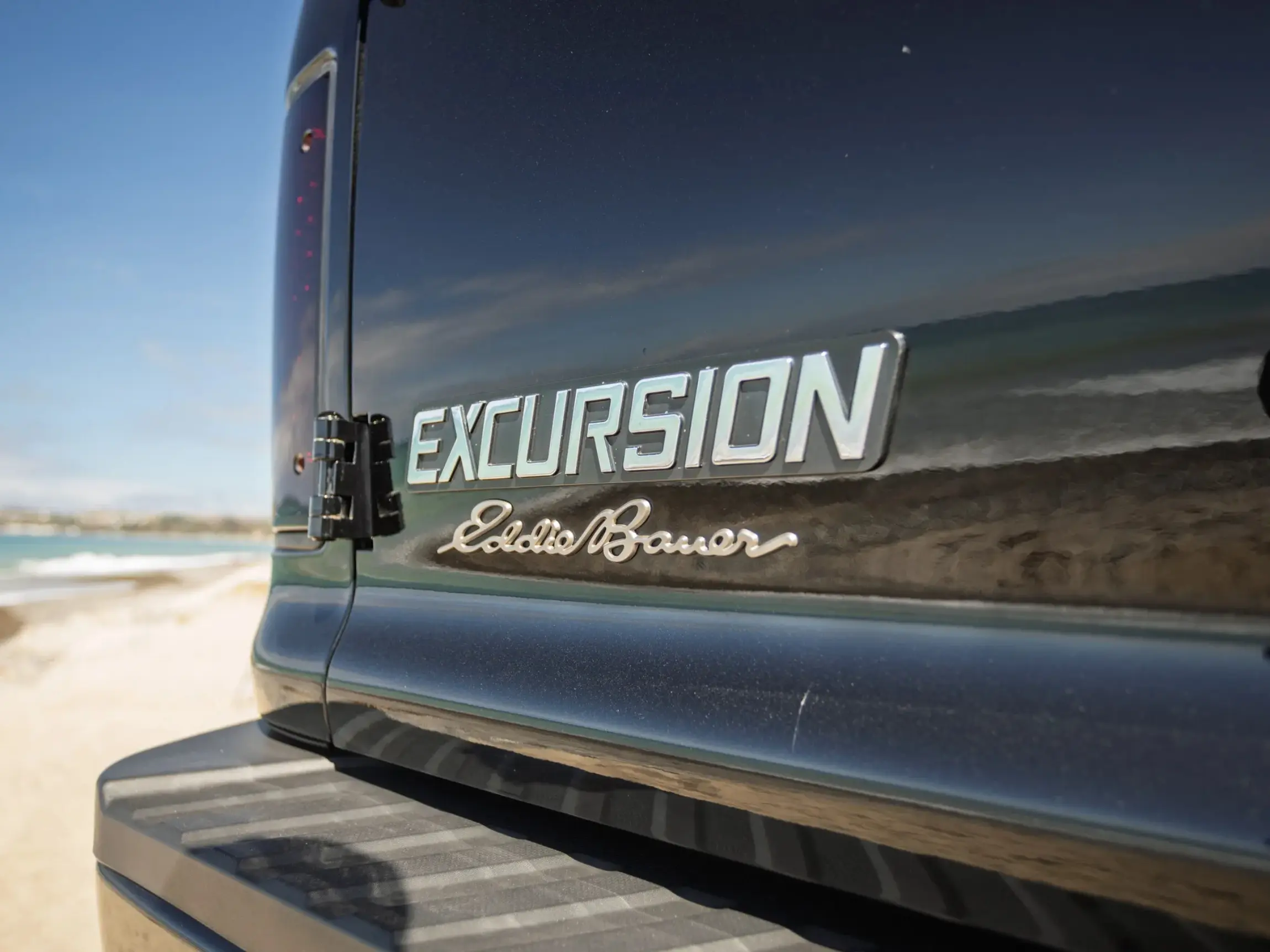 Modified 2005 Ford Excursion Eddie Bauer