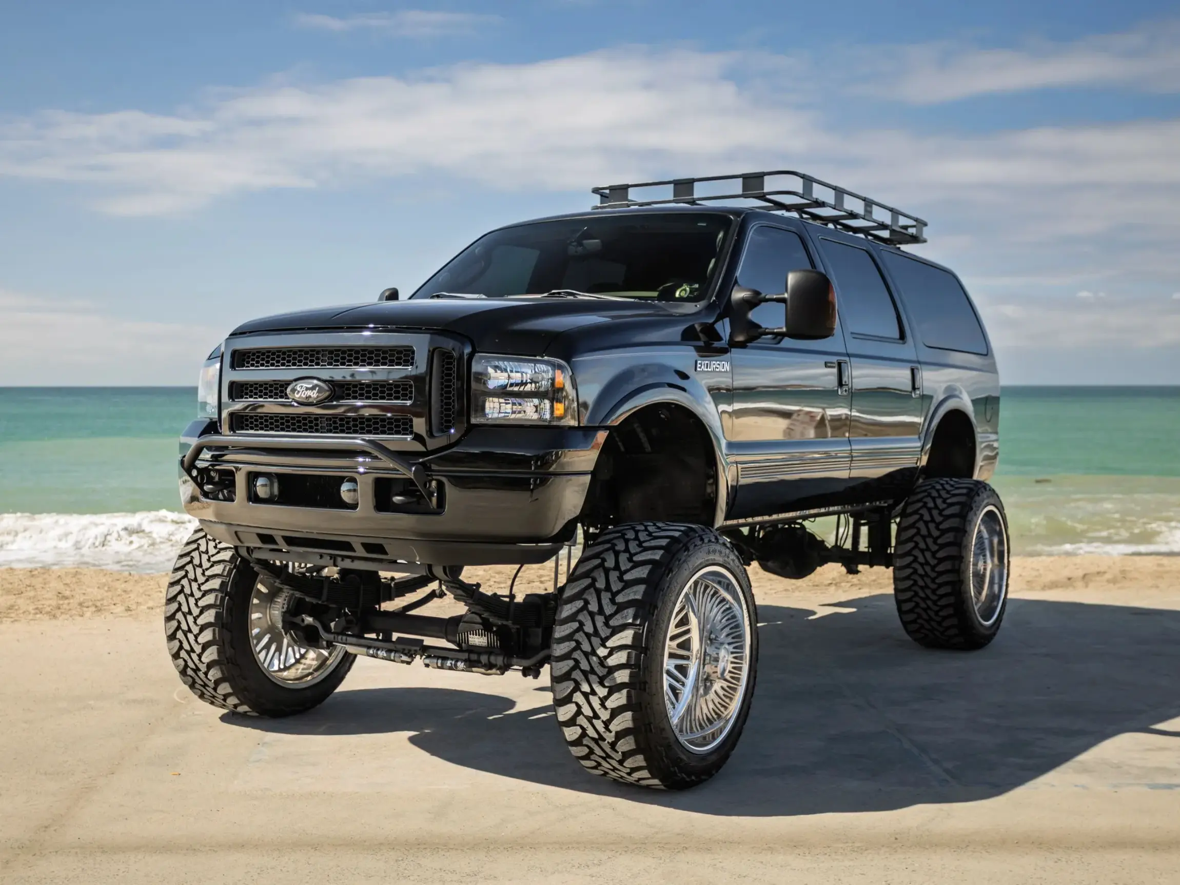 Modified 2005 Ford Excursion Eddie Bauer