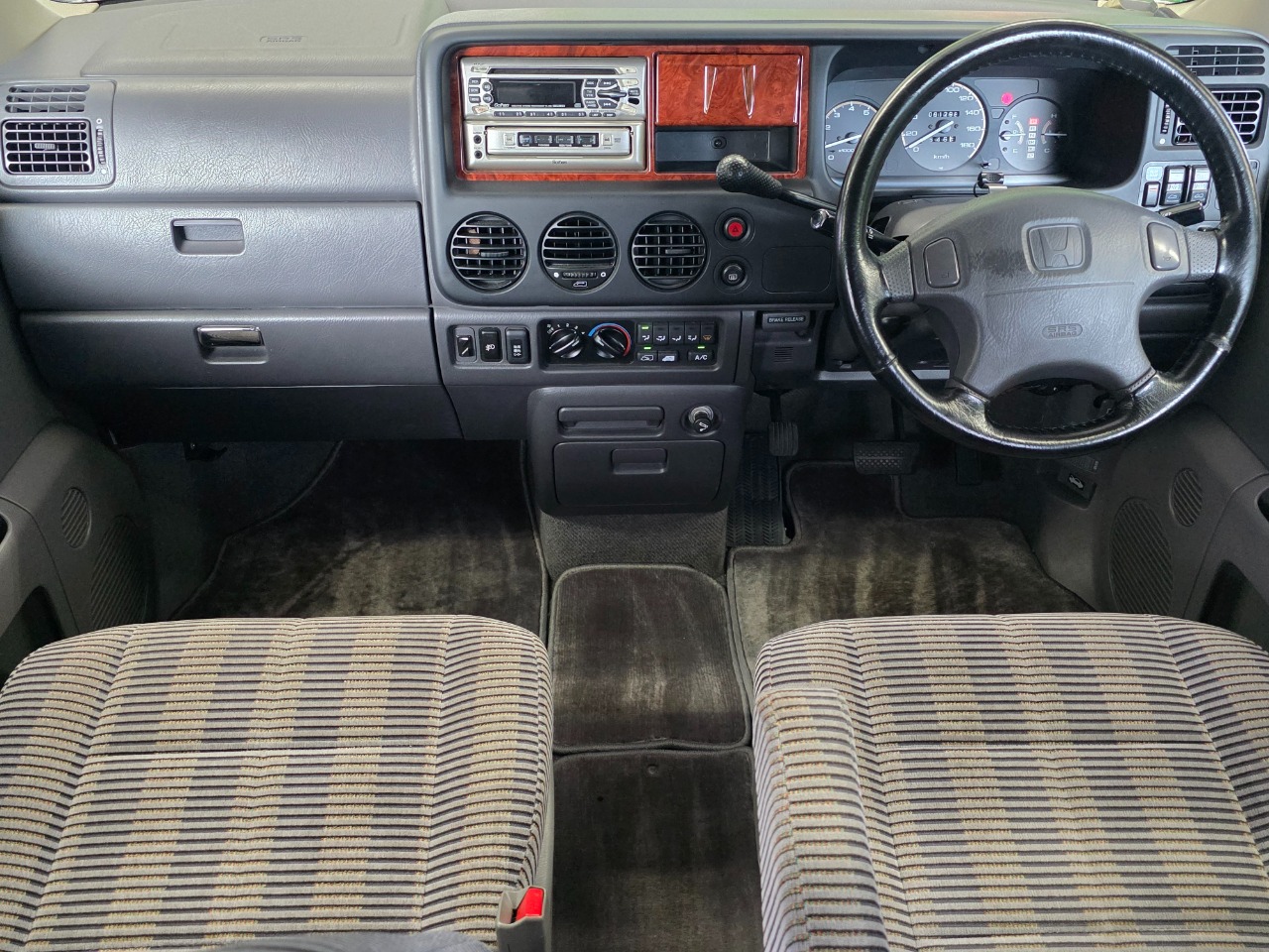 1998 Honda Step Wagon - 3