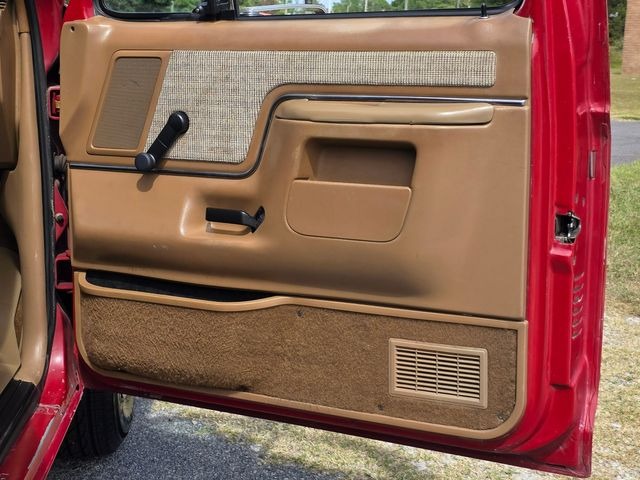 1991 Ford F-150 XLT Lariat