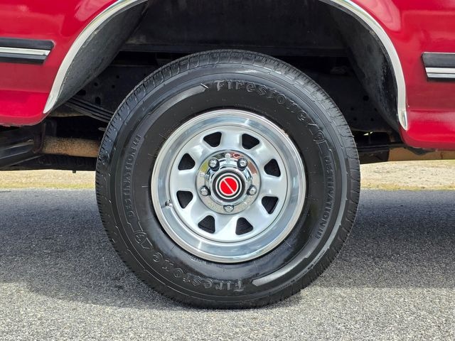 1991 Ford F-150 XLT Lariat - 3