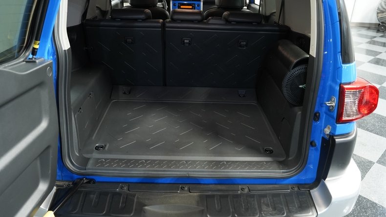 5k-Mile 2008 Toyota FJ Cruiser