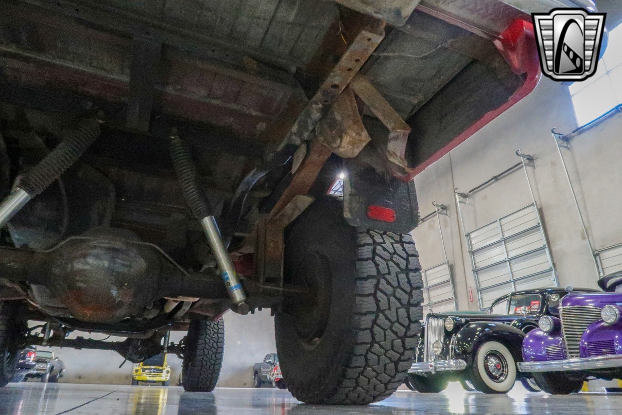 1984 Dodge W150 Prospector