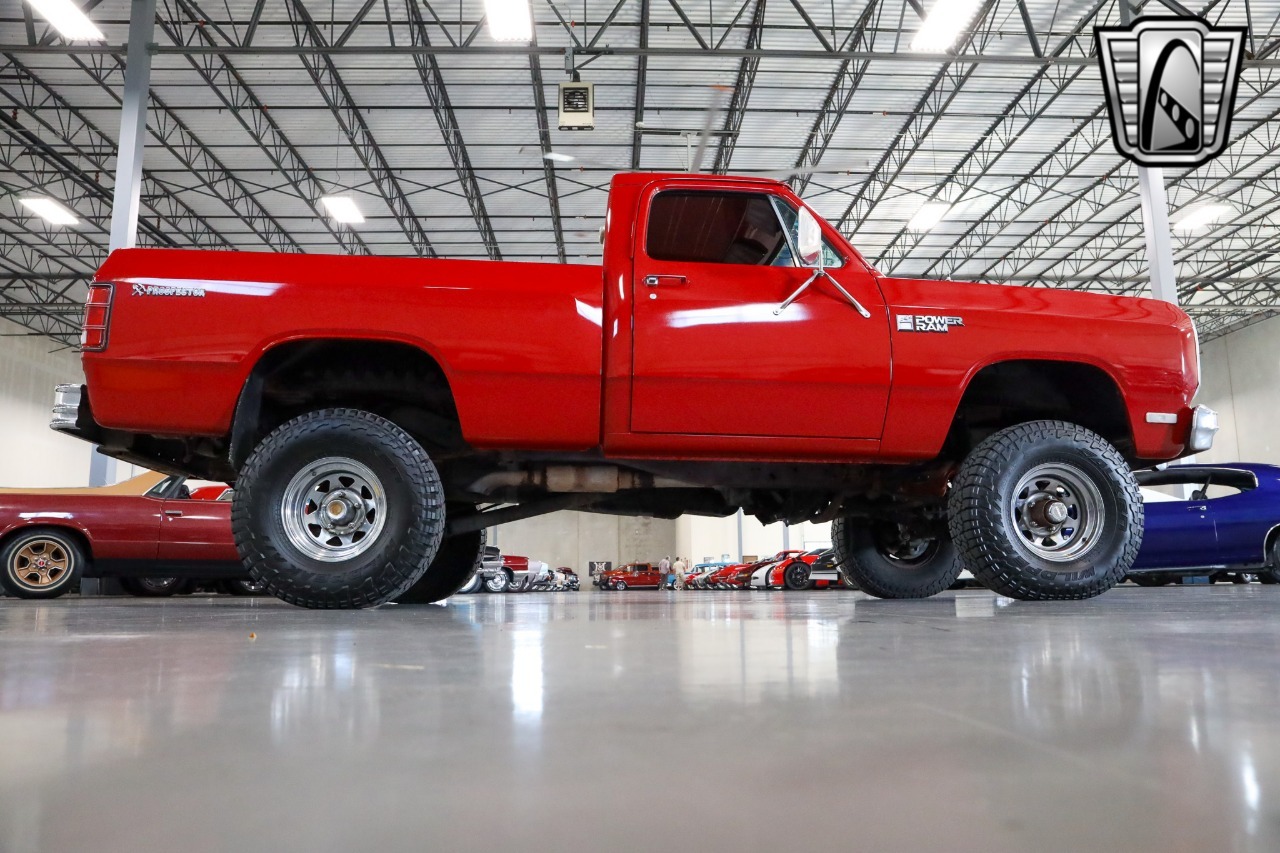 1984 Dodge W150 Prospector