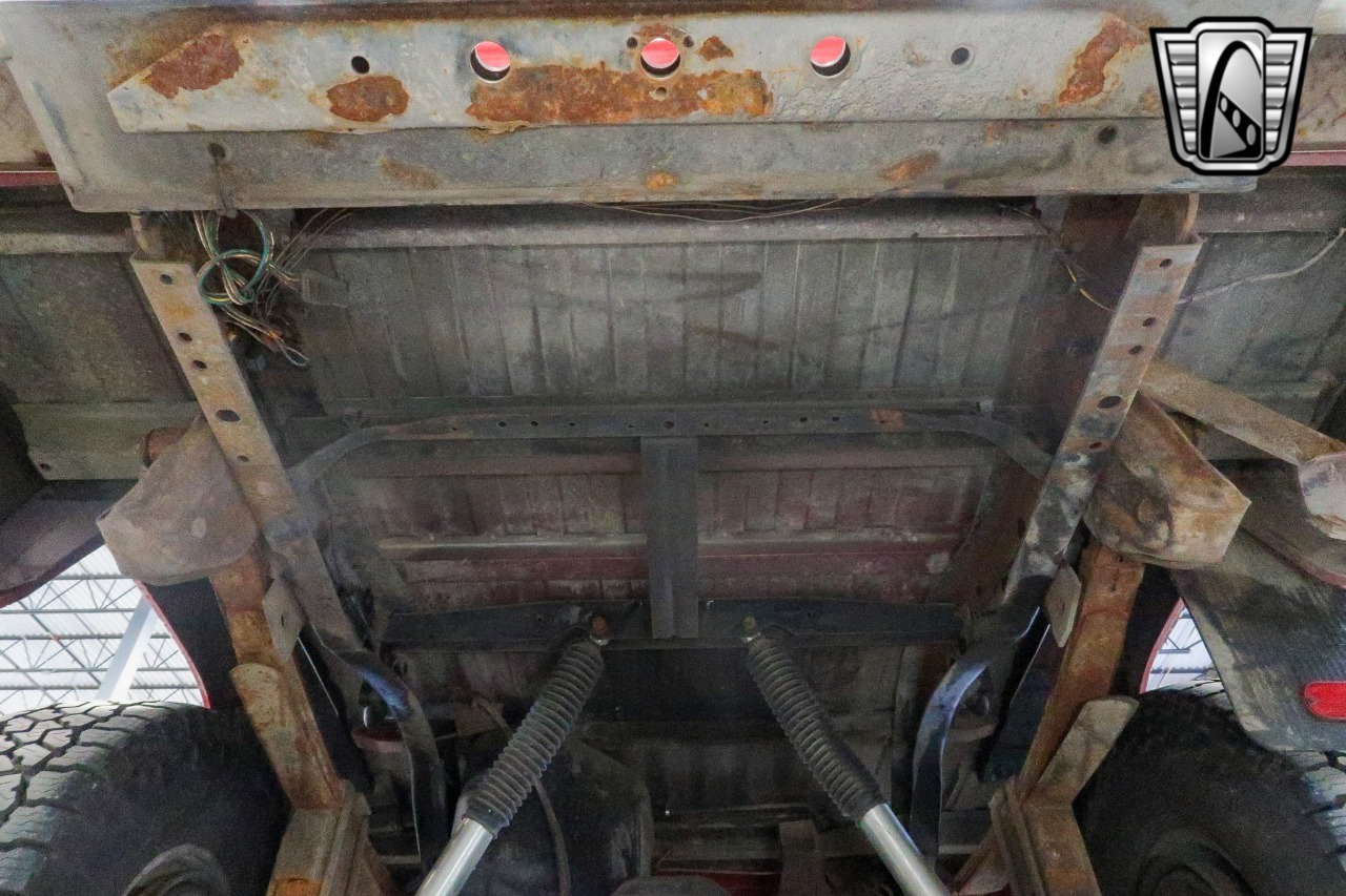 1984 Dodge W150 Prospector