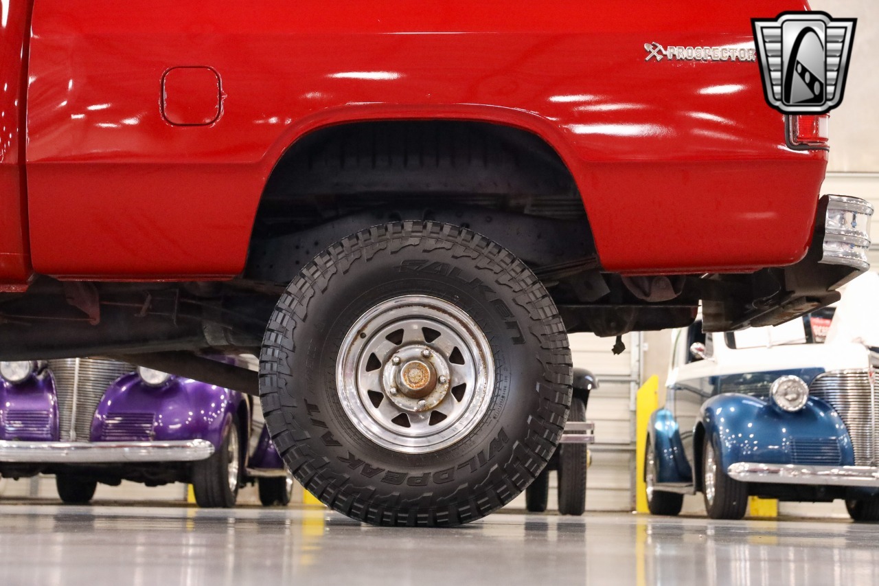 1984 Dodge W150 Prospector