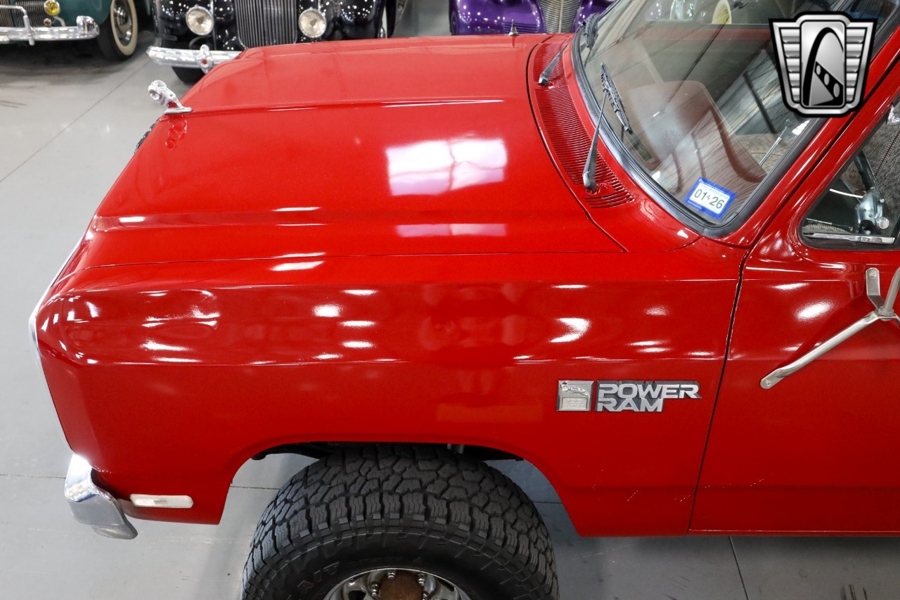 1984 Dodge W150 Prospector