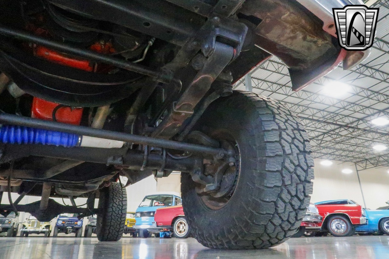 1984 Dodge W150 Prospector