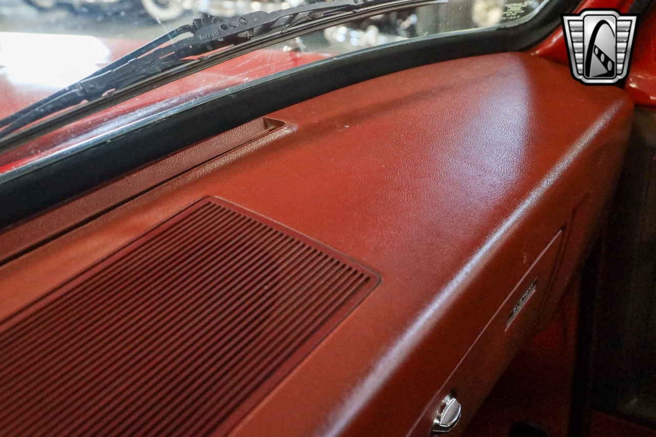 1984 Dodge W150 Prospector