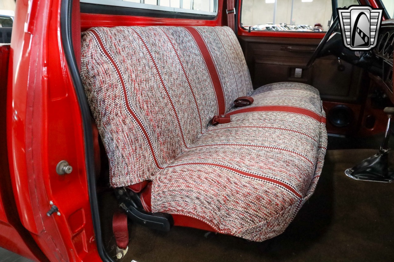 1984 Dodge W150 Prospector