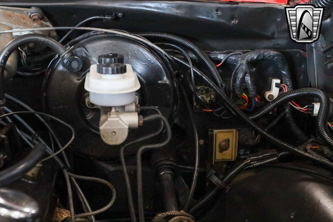 1984 Dodge W150 Prospector