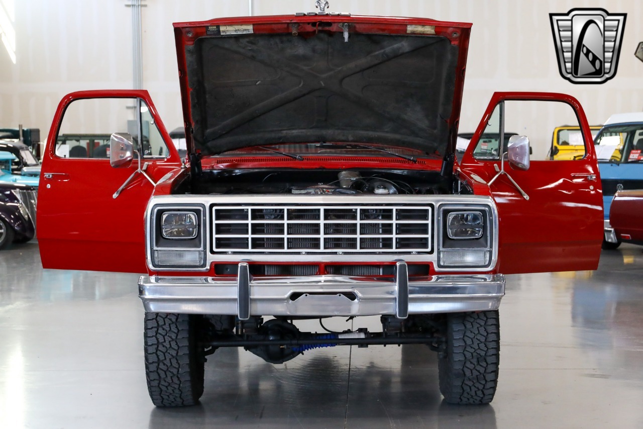 1984 Dodge W150 Prospector
