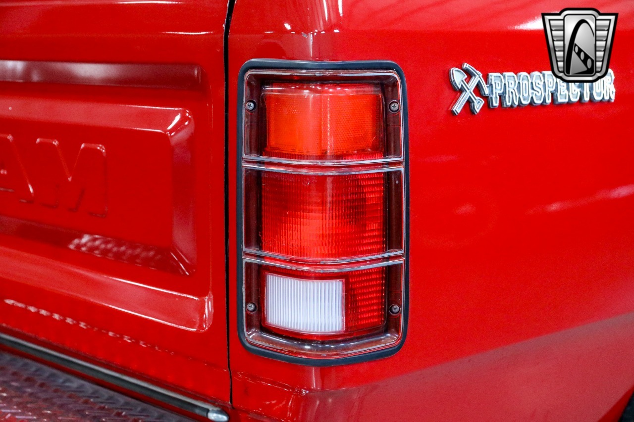 1984 Dodge W150 Prospector